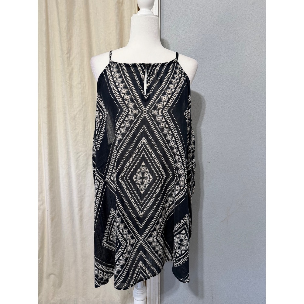 Old Navy Plus Size 4X Tank Top Black White Geometric Diamond Halter Keyhole